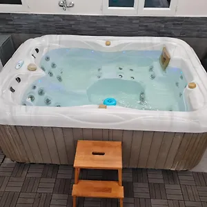 https://appartamento-del-li-lioni-di-teranga.in-sardinia.net